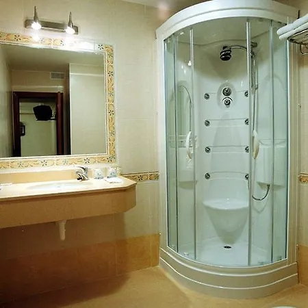 Hotel San Glorio 2*